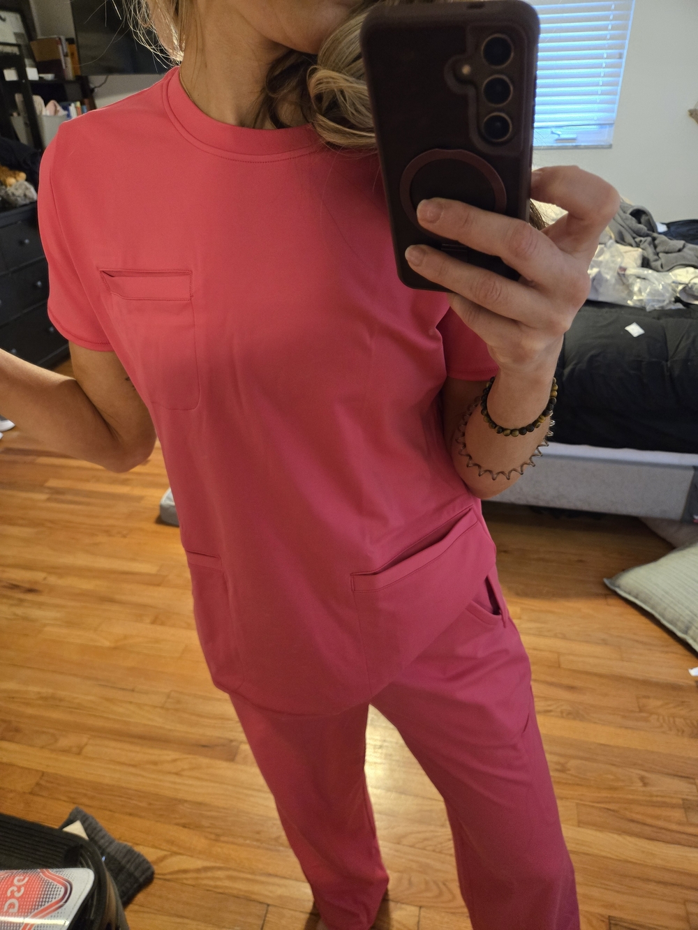 Gildan Bright Pink Crew Neck Scrub Top Small